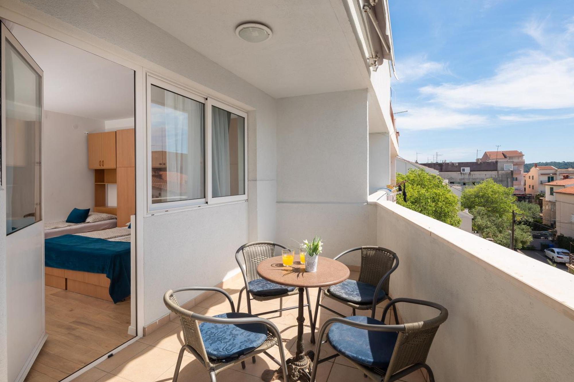 Magnolia Center Apartments Makarska Eksteriør bilde
