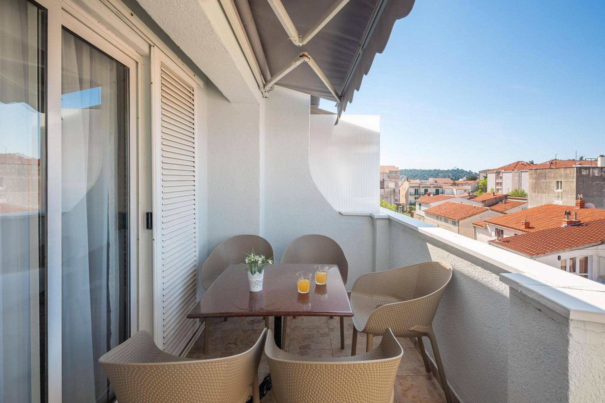 Magnolia Center Apartments Makarska Eksteriør bilde